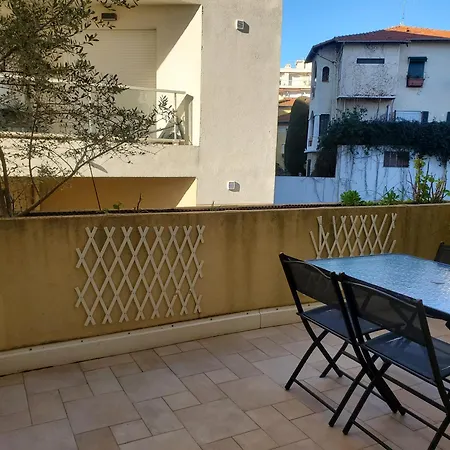 Le Pin Dore * Antibes